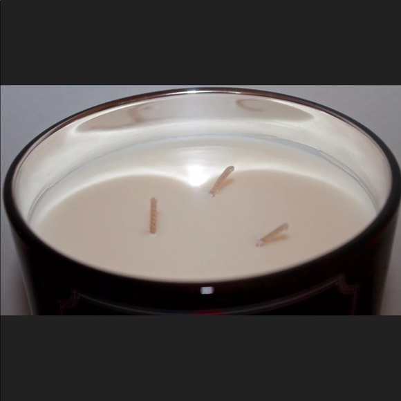 DW HOME CANDLE PEPPERMINT BARK 3 WICK SCENTED NEW - Picture 2 of 3